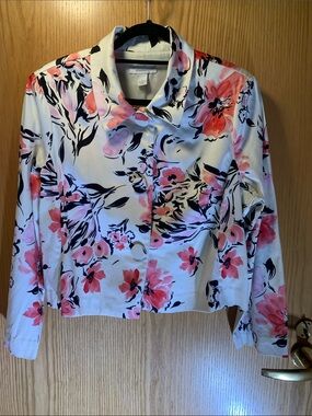 Dressbarn Cream, Pink and Black Floral Crop Jacket - Size L
